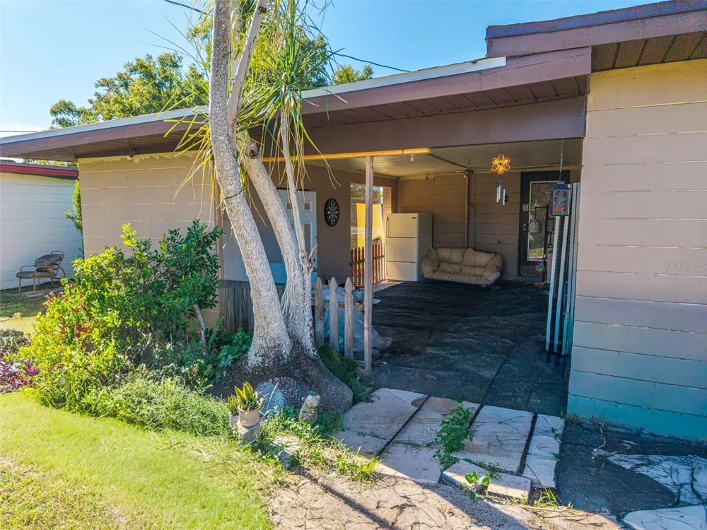 1 E WOLF STREET Avon Park, FL 33825