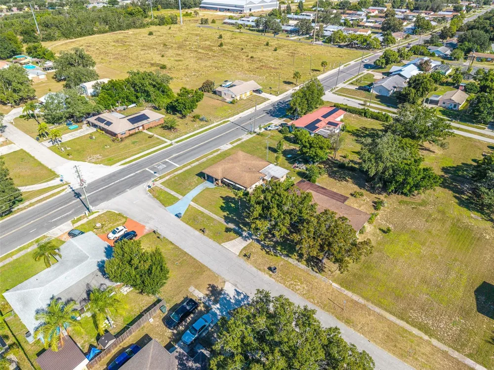 1 E WOLF STREET Avon Park, FL 33825