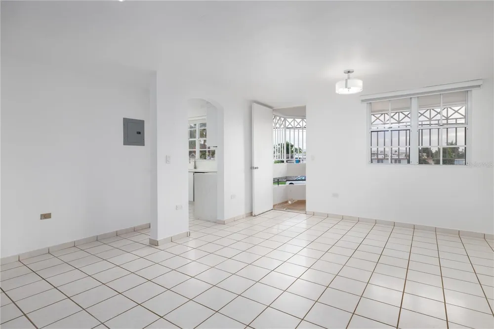 650 CALLE CECILIANA #704 San Juan, PR 00926
