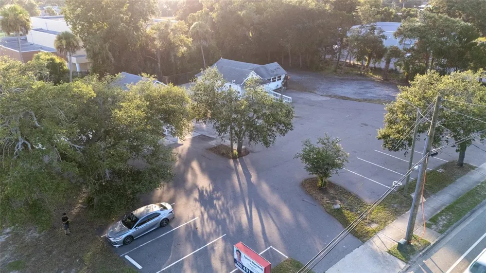 1042 DIXIE FREEWAY New Smyrna Beach, FL 32168