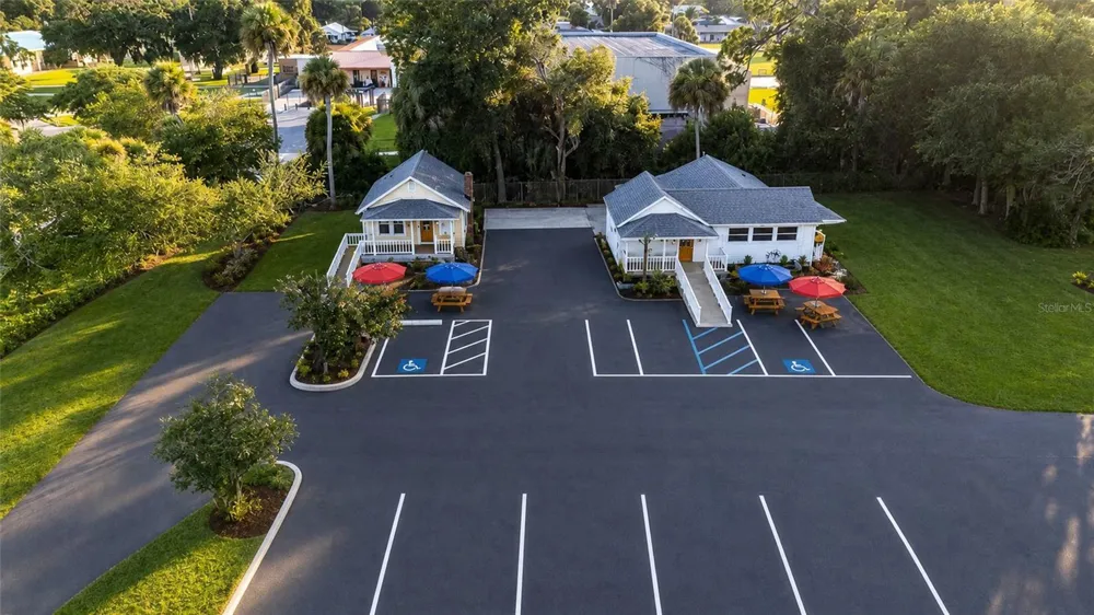 1042 DIXIE FREEWAY New Smyrna Beach, FL 32168