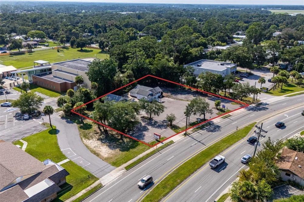 1042 DIXIE FREEWAY New Smyrna Beach, FL 32168
