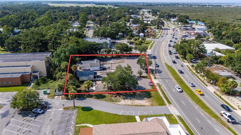 1042 DIXIE FREEWAY New Smyrna Beach, FL 32168