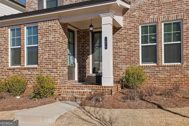 1070 Poppy PTE Alpharetta, GA 30004