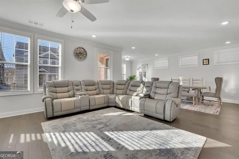 1070 Poppy PTE Alpharetta, GA 30004