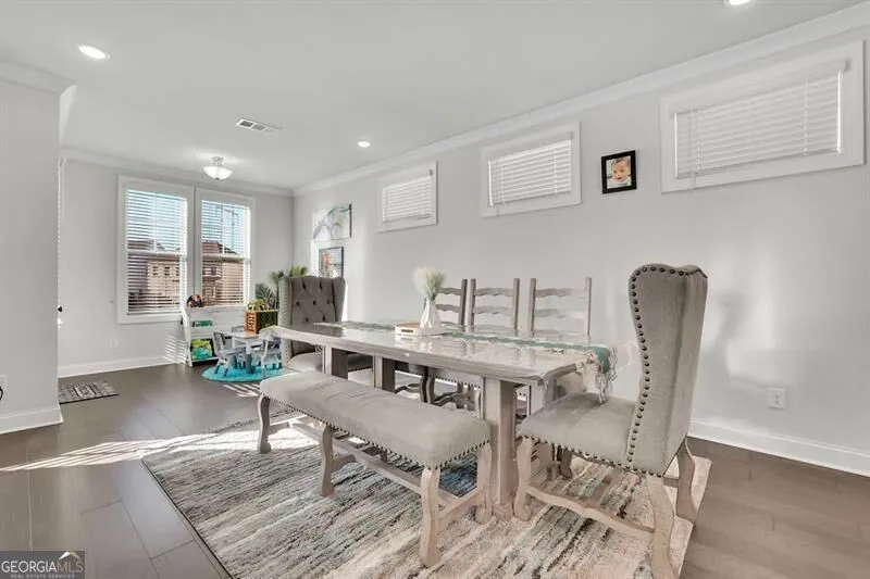 1070 Poppy PTE Alpharetta, GA 30004