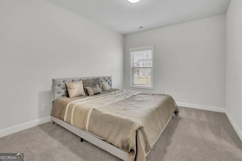 1070 Poppy PTE Alpharetta, GA 30004
