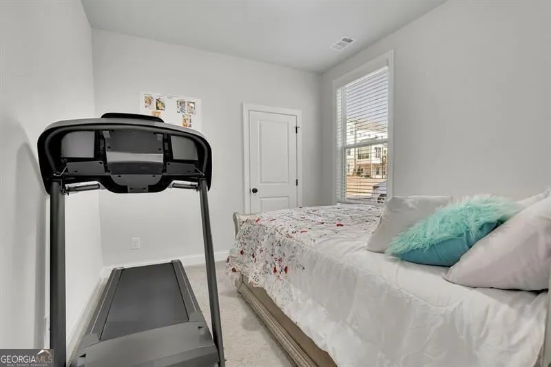 1070 Poppy PTE Alpharetta, GA 30004