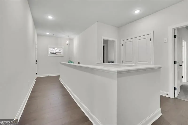1070 Poppy PTE Alpharetta, GA 30004