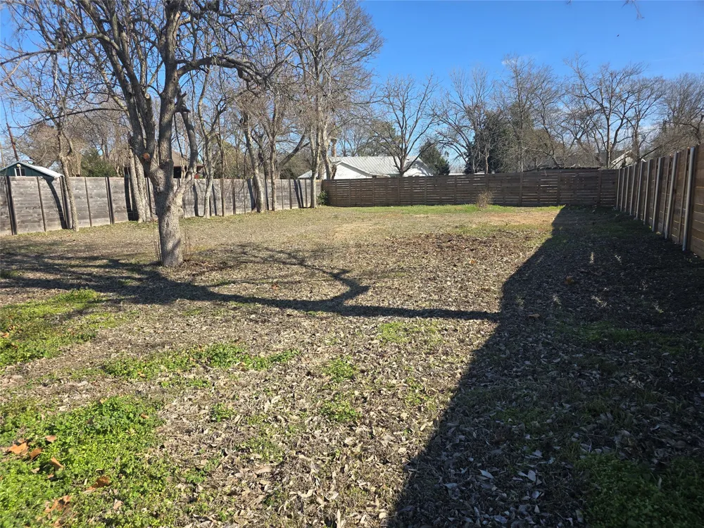 Lexington Road Elgin, TX 78621