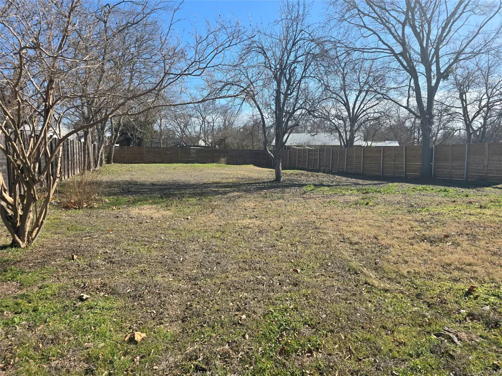 Lexington Road Elgin, TX 78621