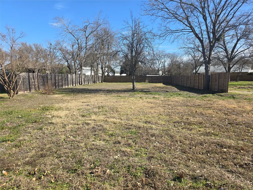 Lexington Road Elgin, TX 78621