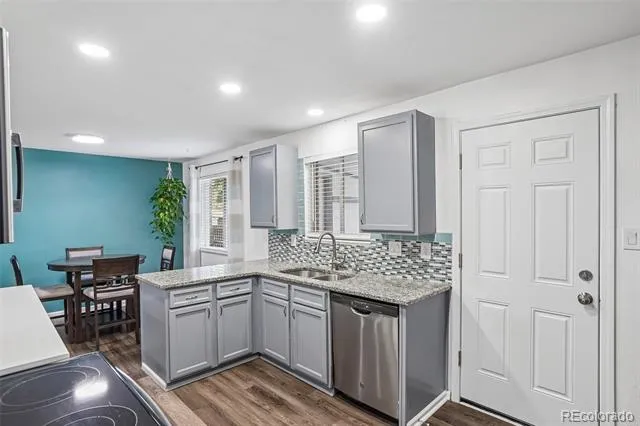 1635 Hartley Court Longmont, CO 80501