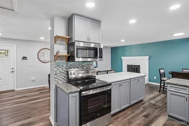 1635 Hartley Court Longmont, CO 80501