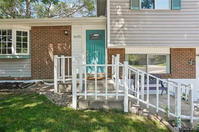 1635 Hartley Court Longmont, CO 80501