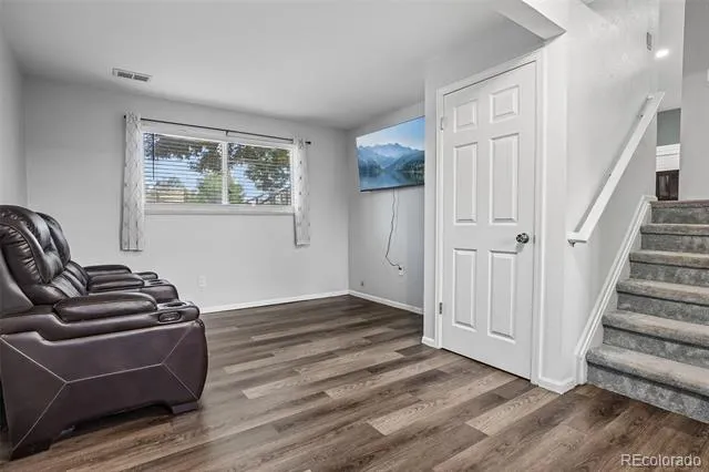 1635 Hartley Court Longmont, CO 80501
