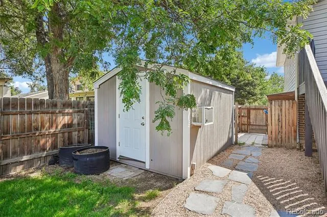 1635 Hartley Court Longmont, CO 80501