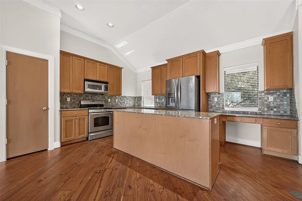 3410 St Emanuel Street Houston, TX 77004