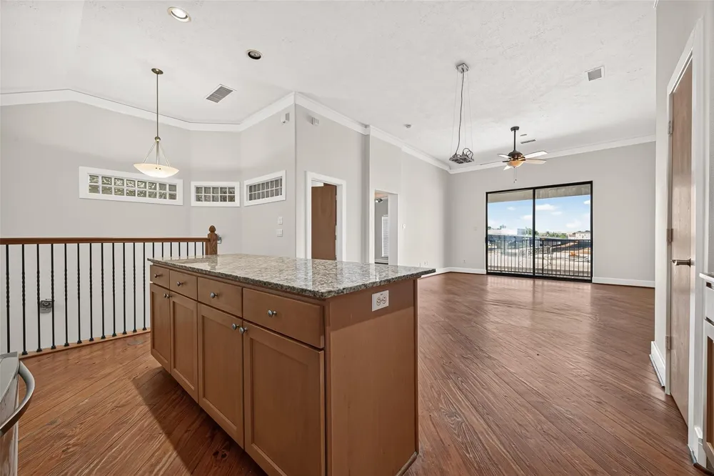 3410 St Emanuel Street Houston, TX 77004