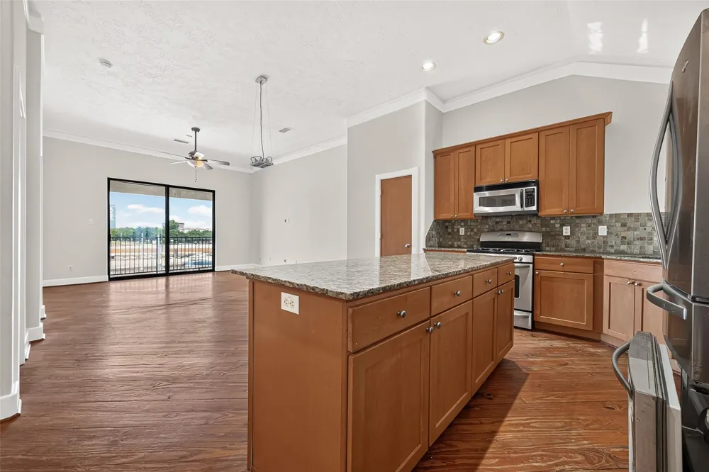 3410 St Emanuel Street Houston, TX 77004