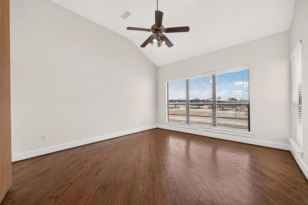 3410 St Emanuel Street Houston, TX 77004