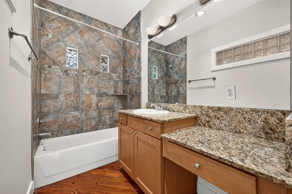 3410 St Emanuel Street Houston, TX 77004