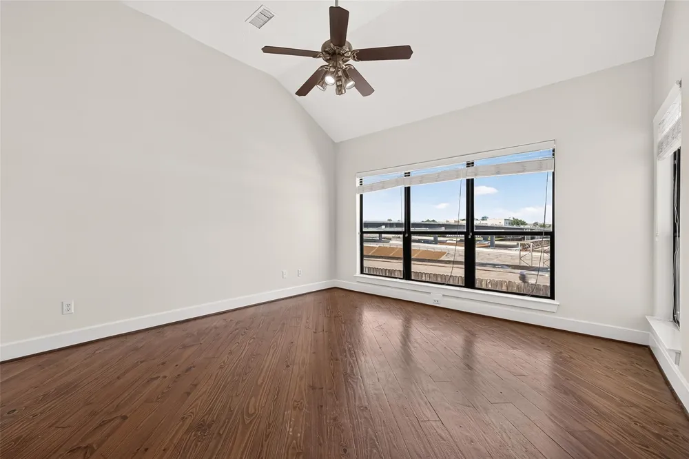 3410 St Emanuel Street Houston, TX 77004