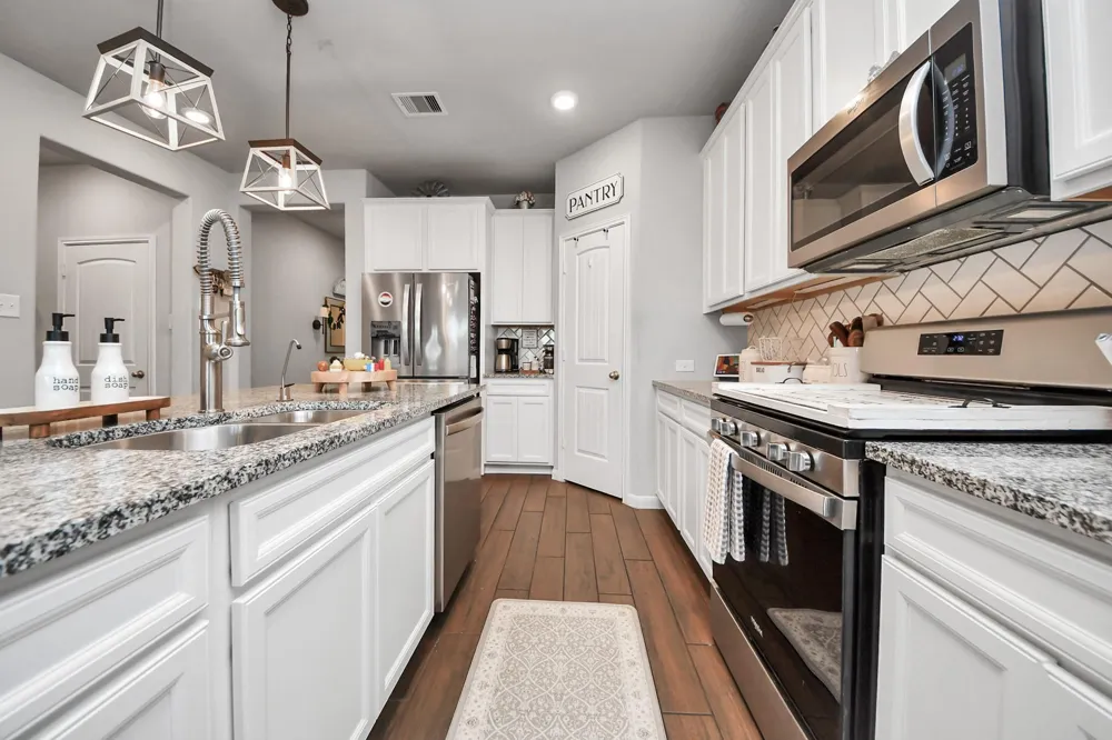 2394 Bishop Lagoon Way La Porte, TX 77571
