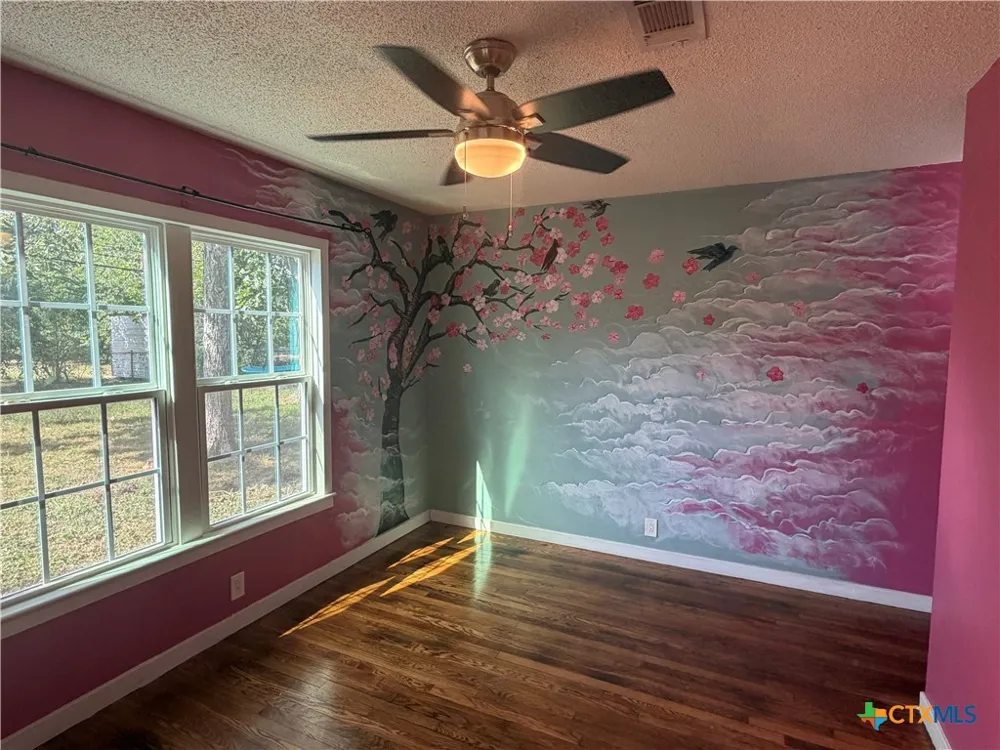1801 E Walnut Avenue Victoria, TX 77901