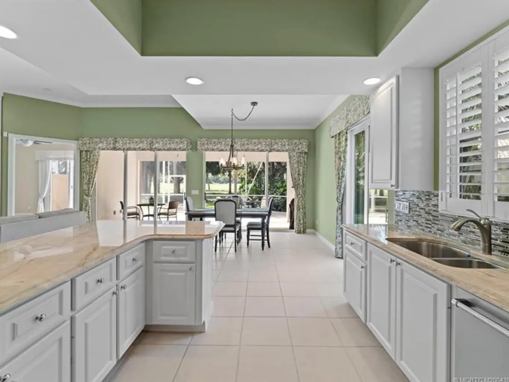 9400 SW Wedgewood Lane Stuart, FL 34997