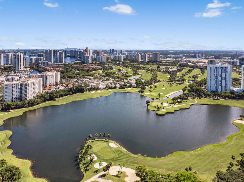 3701 COUNTRY CLUB DRIVE #404 Aventura, FL 33180