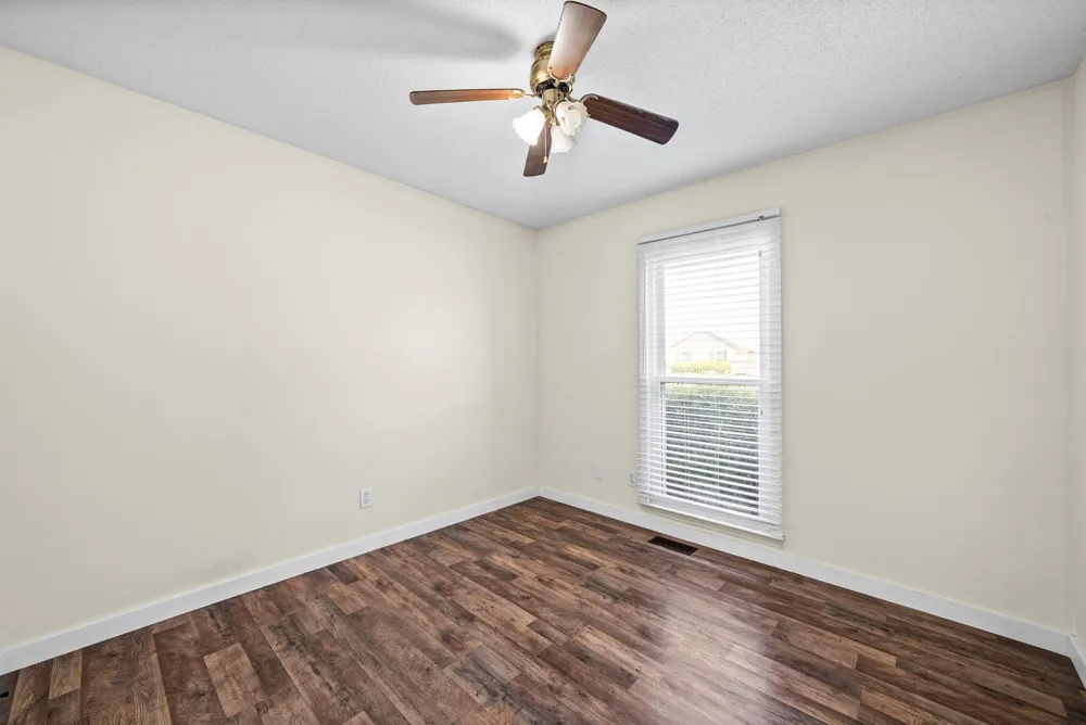 3856 Marla Cir Clarksville, TN 37042