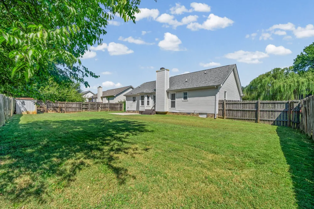 3856 Marla Cir Clarksville, TN 37042