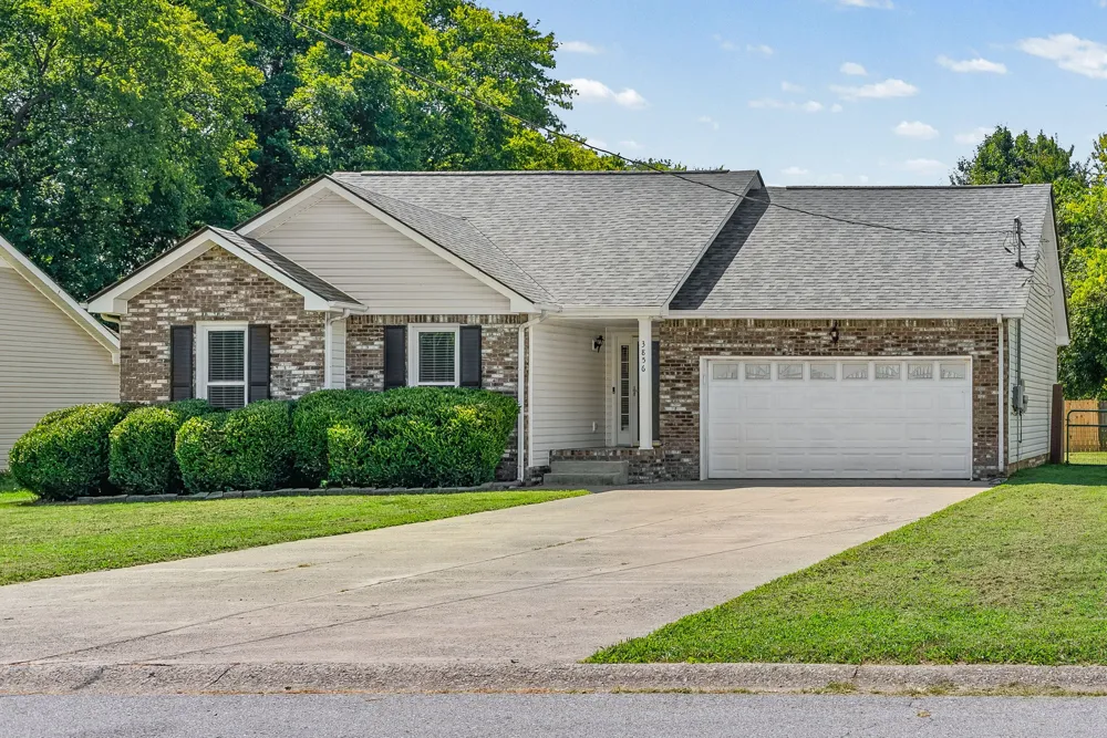 3856 Marla Cir Clarksville, TN 37042