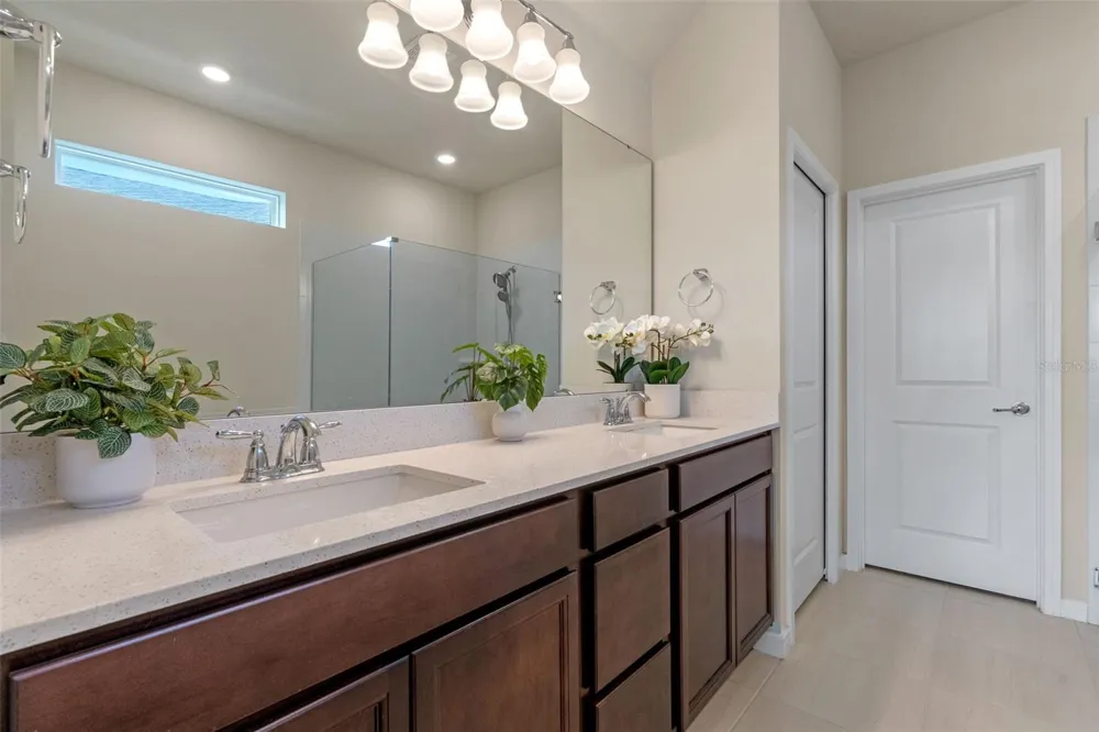17319 MILLION LAKES COURT Clermont, FL 34714