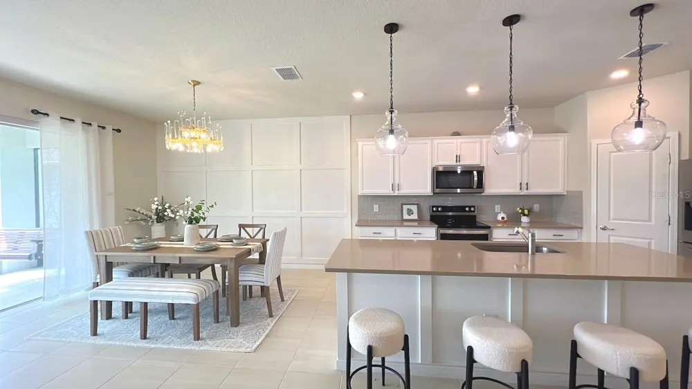 17319 MILLION LAKES COURT Clermont, FL 34714