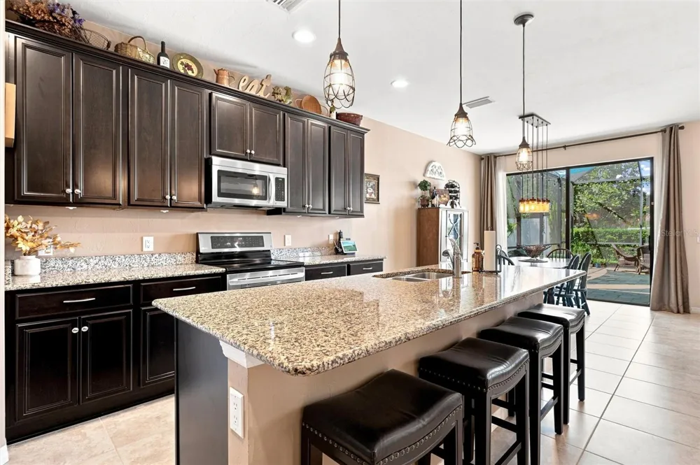 4807 68TH STREET CIRCLE E Bradenton, FL 34203