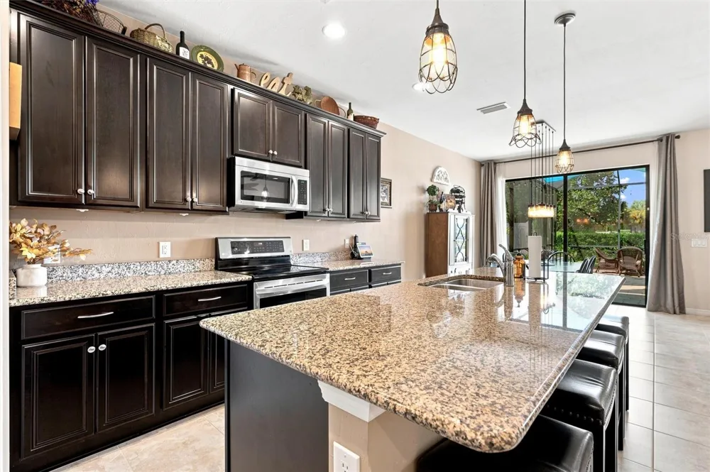 4807 68TH STREET CIRCLE E Bradenton, FL 34203
