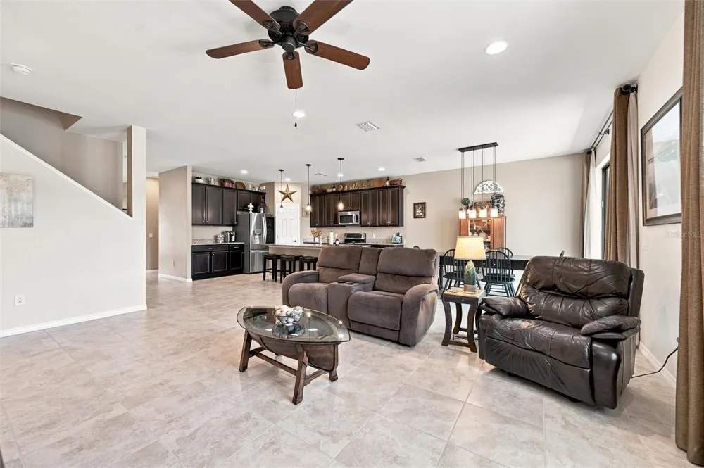 4807 68TH STREET CIRCLE E Bradenton, FL 34203
