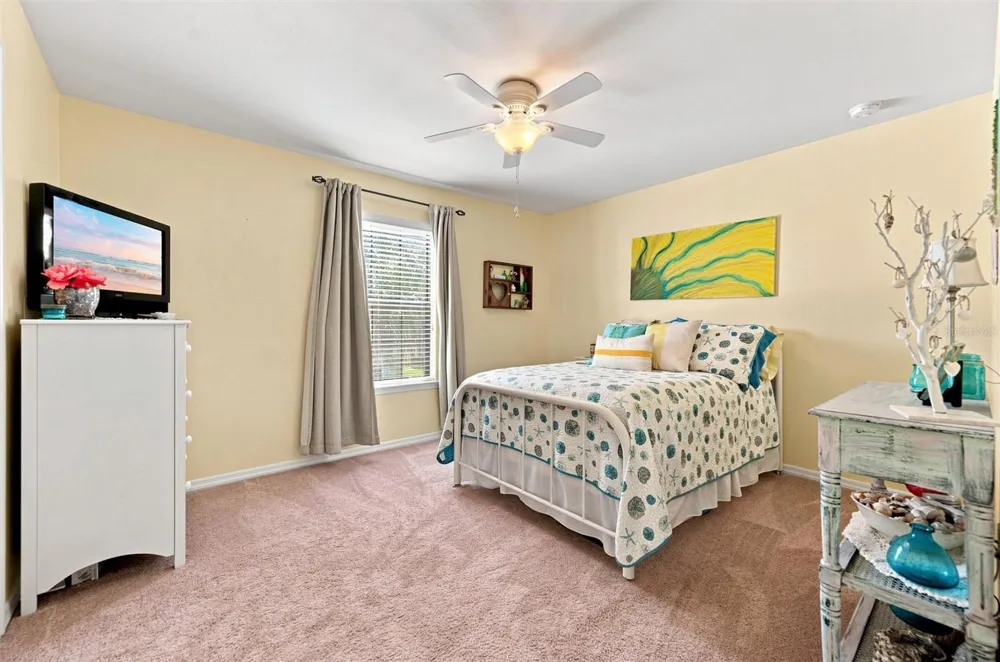 4807 68TH STREET CIRCLE E Bradenton, FL 34203