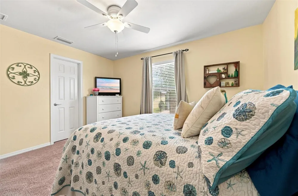 4807 68TH STREET CIRCLE E Bradenton, FL 34203