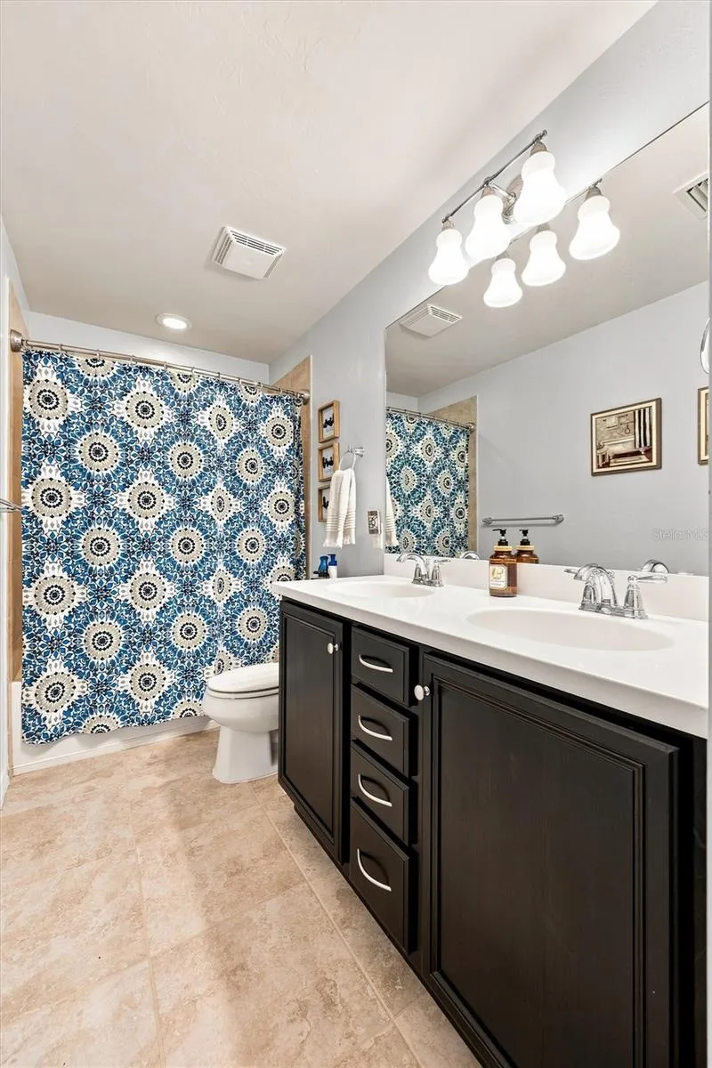 4807 68TH STREET CIRCLE E Bradenton, FL 34203