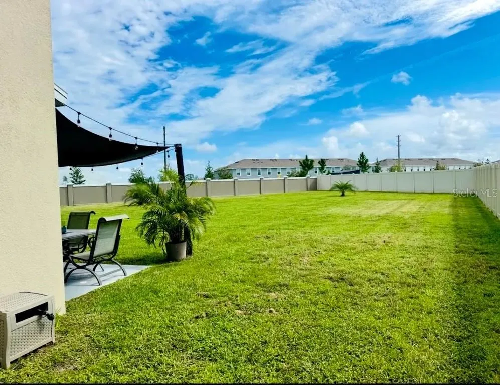 8358 HARDY BAY LOOP Wesley Chapel, FL 33545