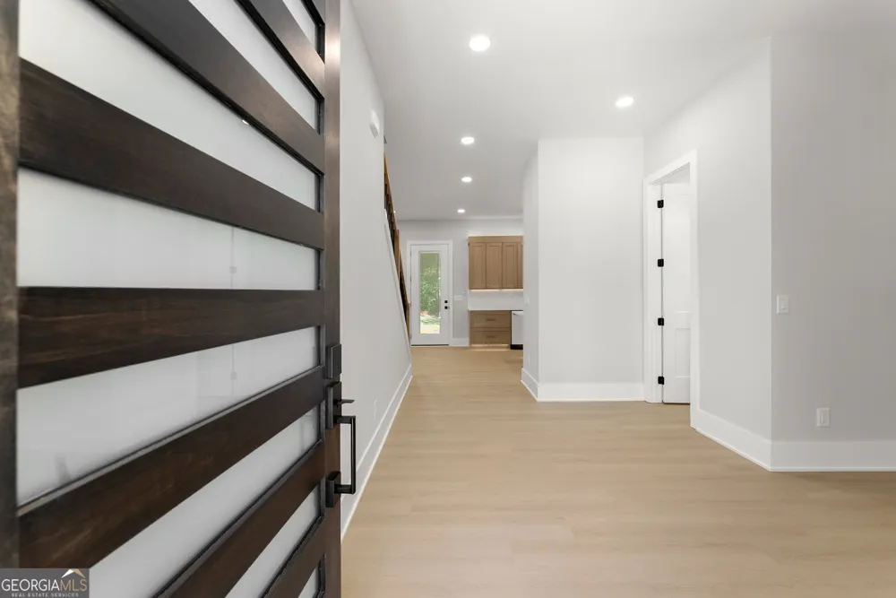 5019 Nichols DR Flowery Branch, GA 30542