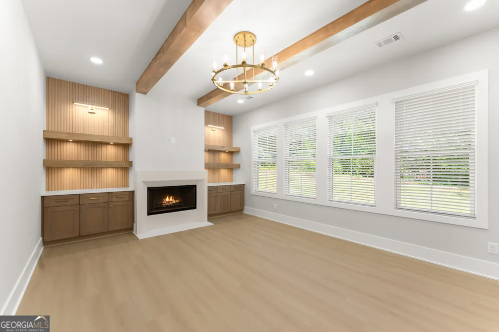5019 Nichols DR Flowery Branch, GA 30542