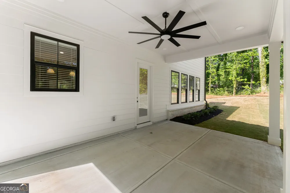 5019 Nichols DR Flowery Branch, GA 30542