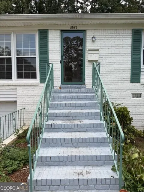 1587 Drayton Woods DR Tucker, GA 30084