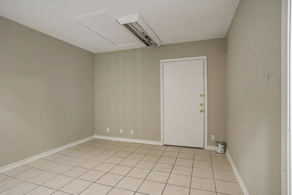 826 Meadowlark Circle Granbury, TX 76049