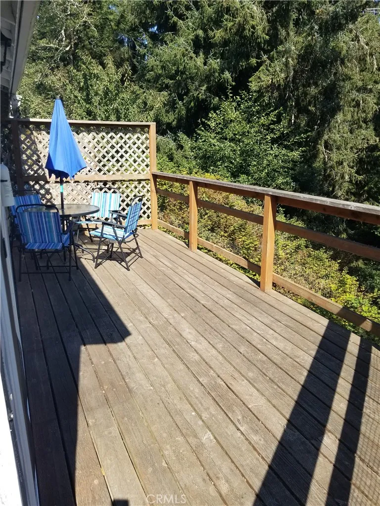 4611 Central Avenue Mckinleyville, CA 95519