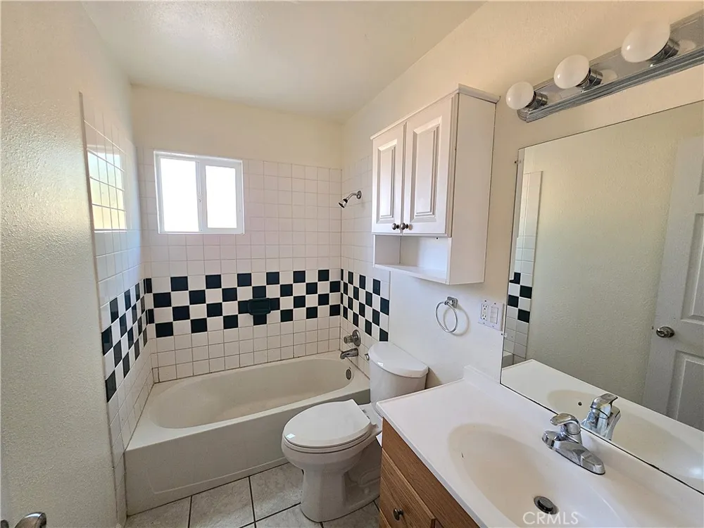 22 E Swift Street Orland, CA 95963